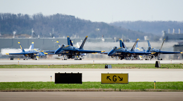 Blue Angels and F-22s arrive for Thunder Over Louisville