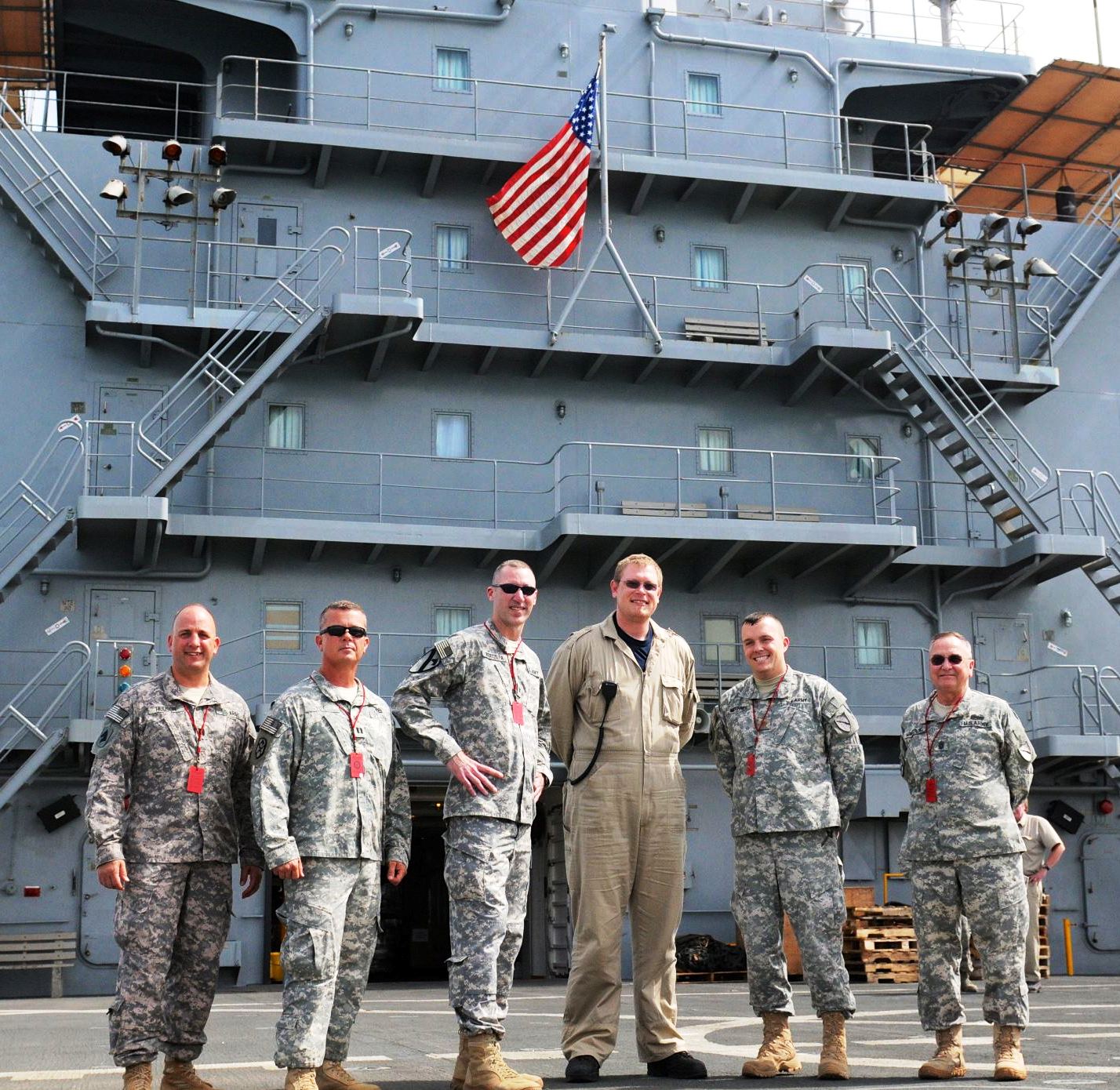 Kentucky VIPs Visit the USNS Joshua Humphreys